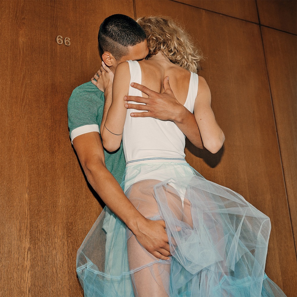 LELO Tiani 3 Couples Massager Cerise 8 LELO Tiani 3 Couples Massager Cerise - Image 8